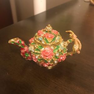 Decorative tea pot jewelry trinket